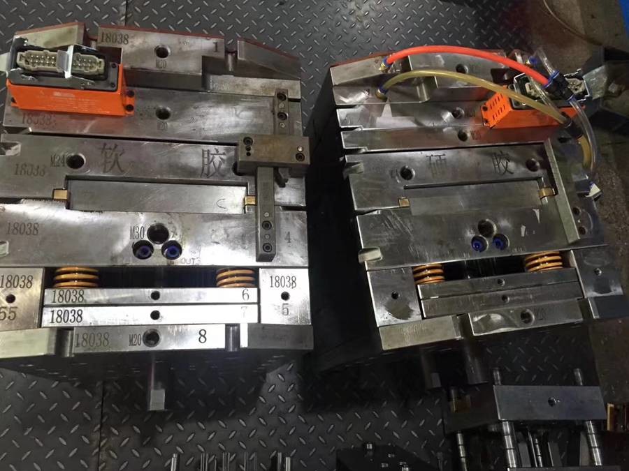 双色模具硬胶软胶