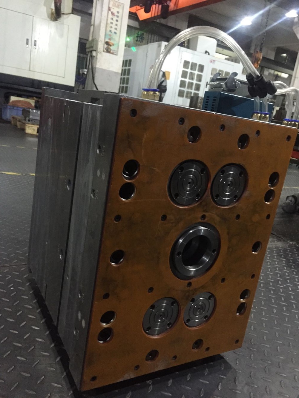热流道模具 (2)